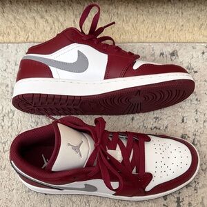 Air Jordan 1 Low ‘Cherrywood Red’ Sneakers